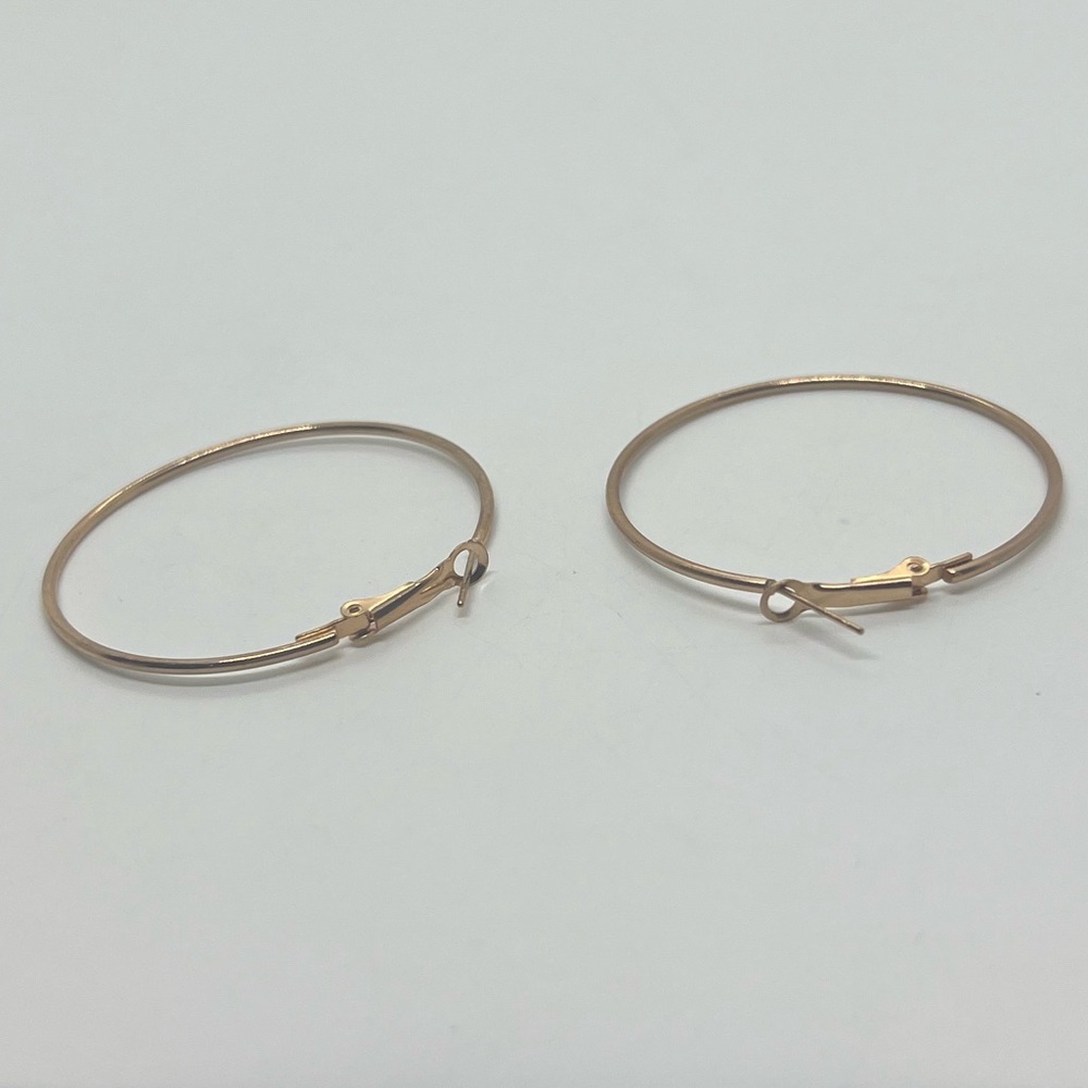 Simple Gold Hoops - Picture 3 of 4
